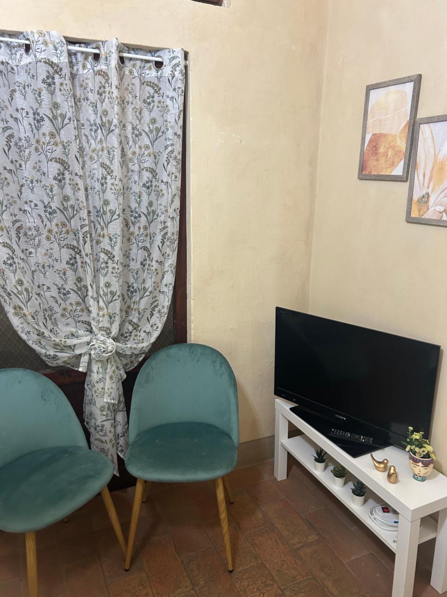 Il Giardino Segreto B&B 볼테라 외부 사진