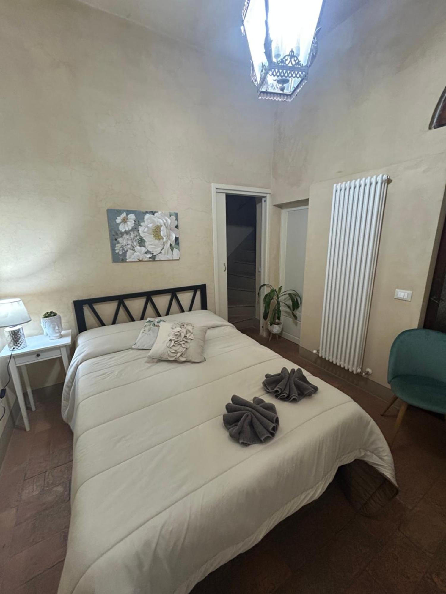 Il Giardino Segreto B&B 볼테라 외부 사진